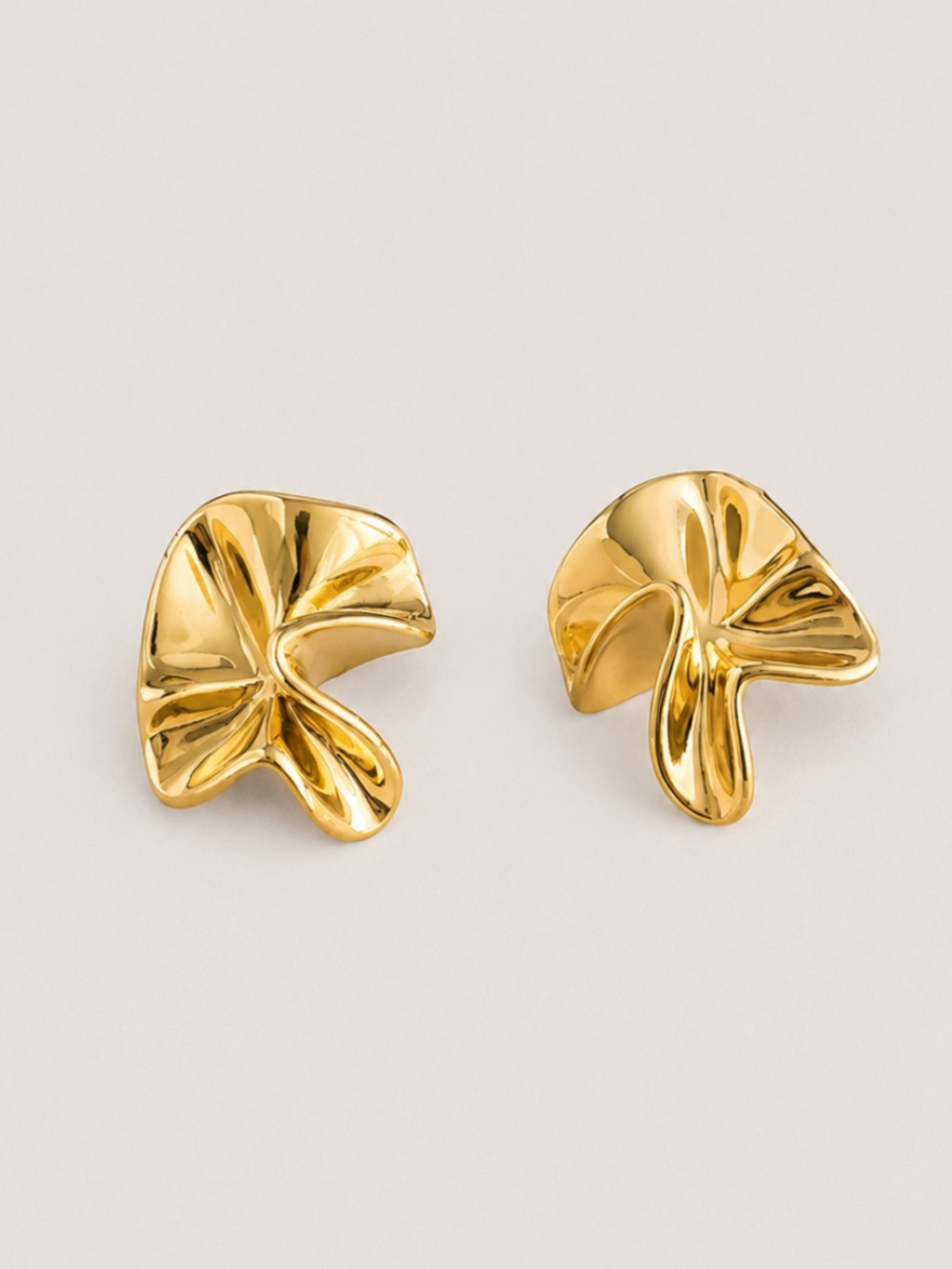 New! Gold Pinch Post Earrings NWOT